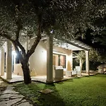 Theonymfi Luxury Villas