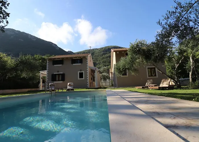 Theonymfi Luxury Villas