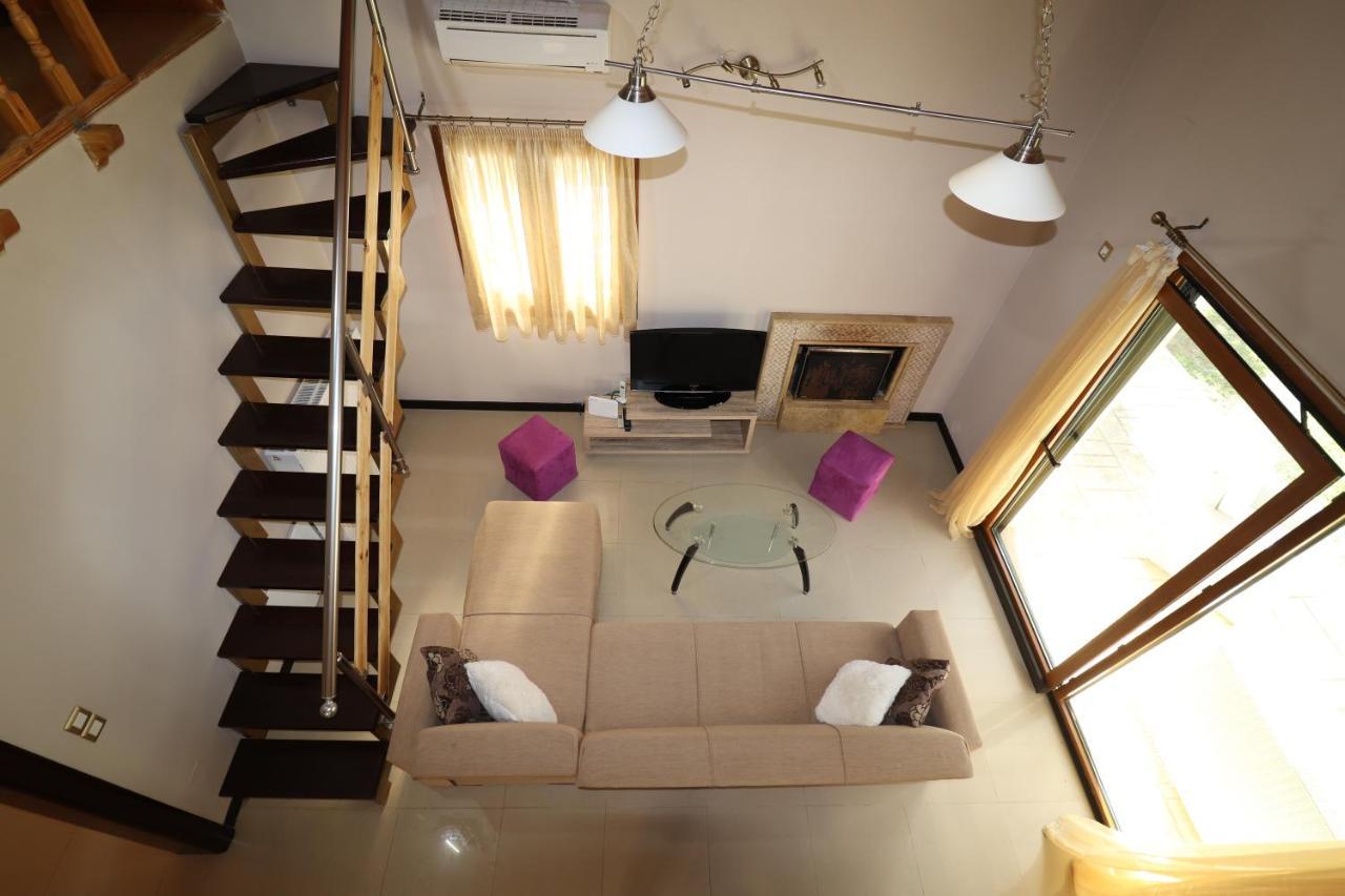 Theonymfi Luxury * Doukades