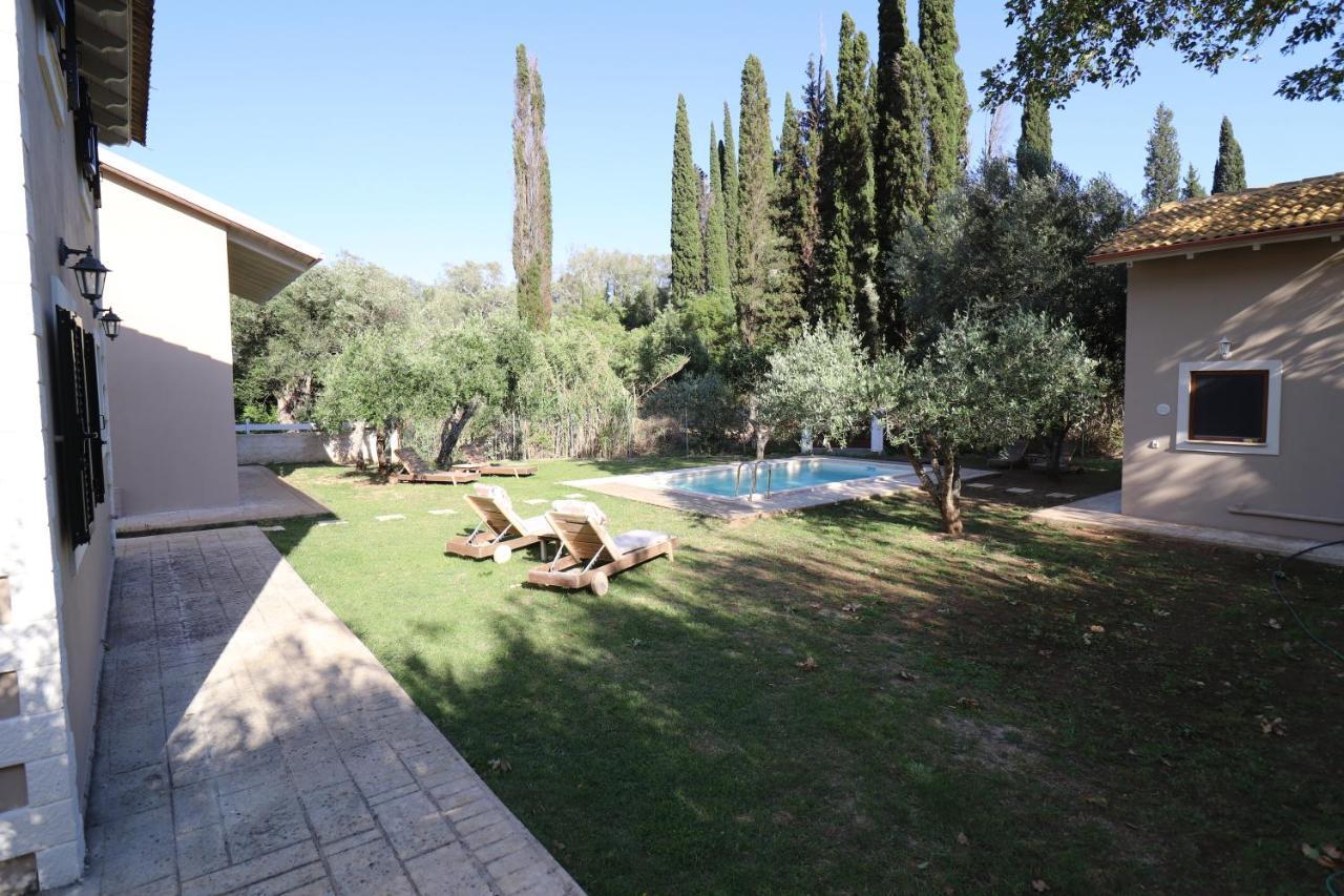 Apartment Theonymfi Luxury Doukades