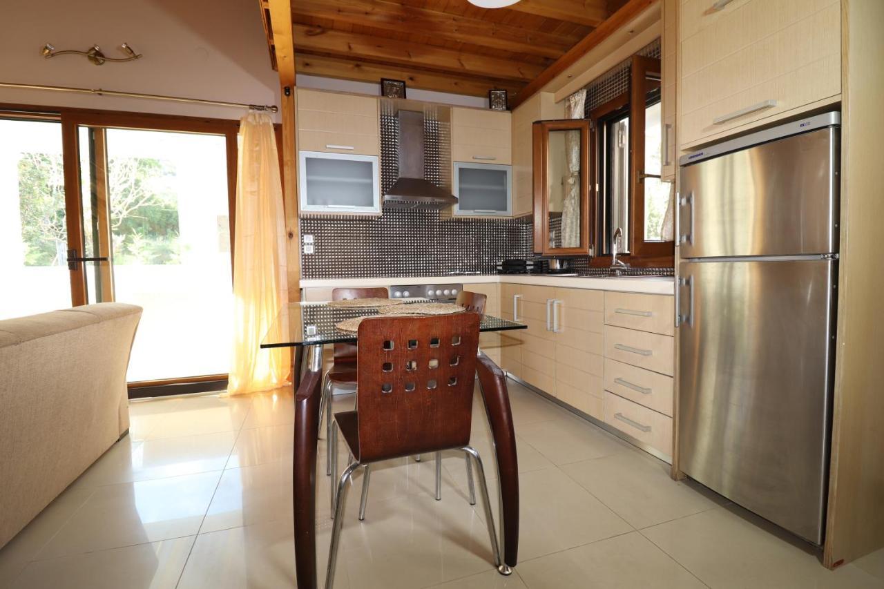 Theonymfi Luxury Apartment Doukades