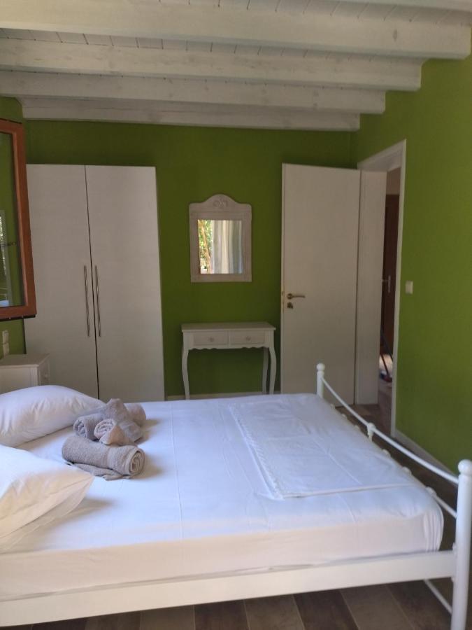 Theonymfi Luxury Apartment *