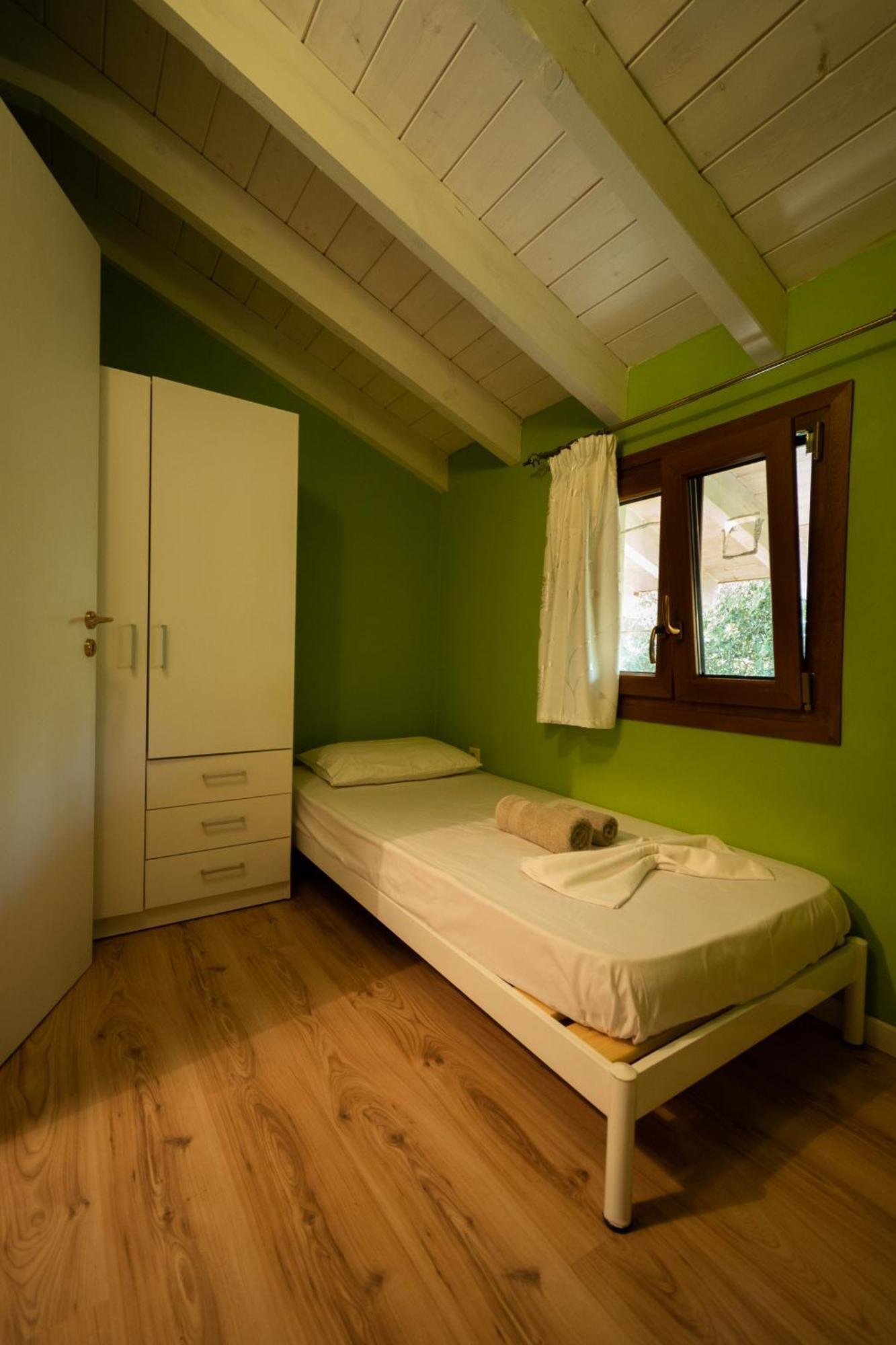 Theonymfi Luxury Apartment Doukades