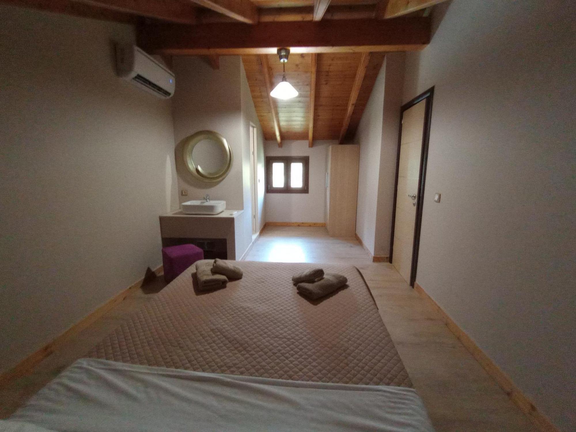 Theonymfi Luxury Apartment *